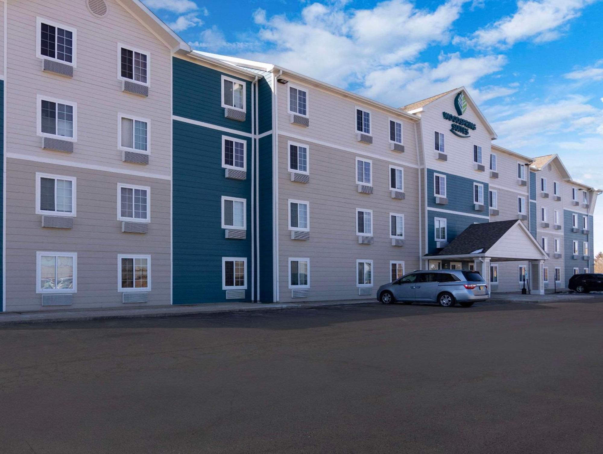 Woodspring Suites Champaign Near University Zewnętrze zdjęcie