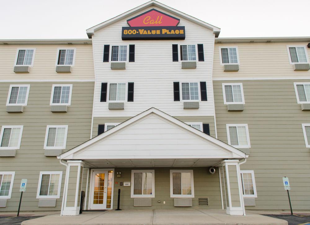 Woodspring Suites Champaign Near University Zewnętrze zdjęcie