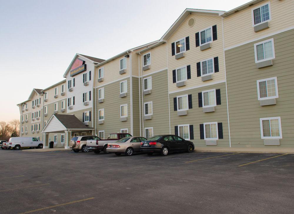 Woodspring Suites Champaign Near University Zewnętrze zdjęcie